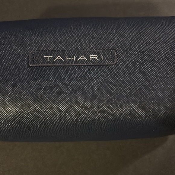 Tahari Men’s Toiletry / Travel Bag Small - Picture 1 of 5